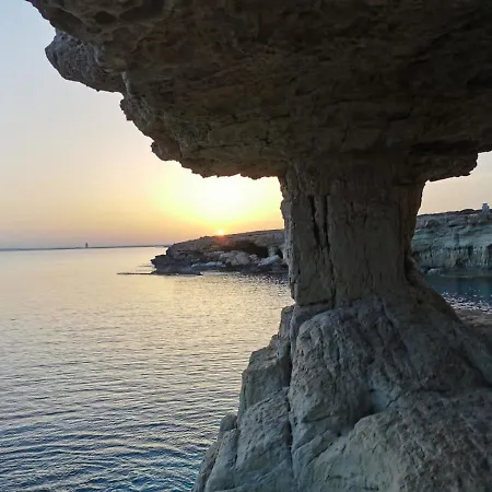 Mosaic By The Sea Gazde/Camere de închiriat Protaras